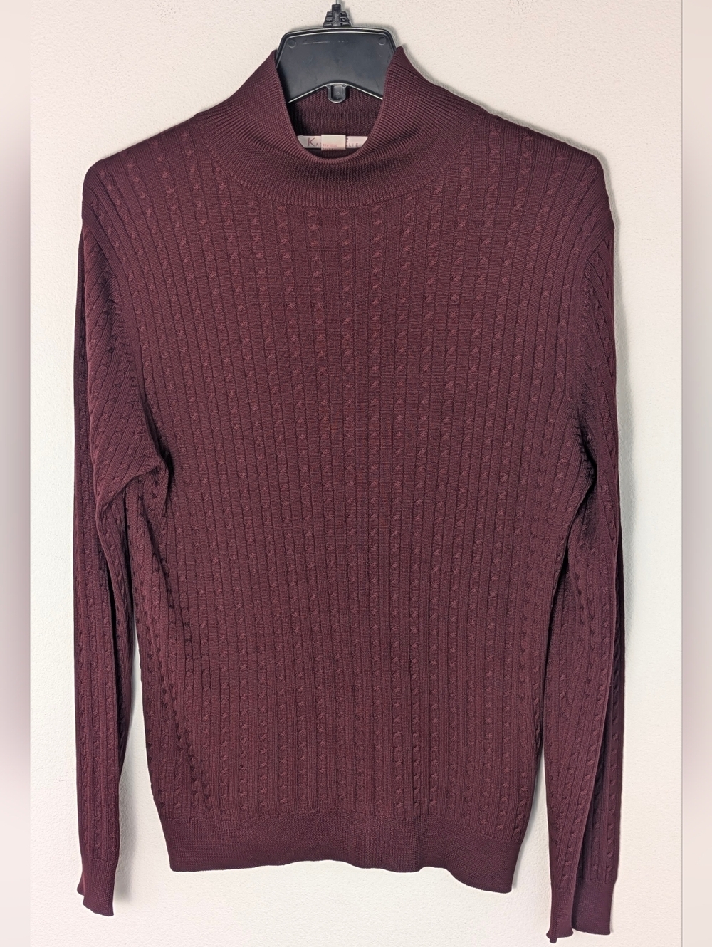 Katie & Elie Women's 100 % Silk Thin Cable Knit Sweater Burgundy Turtle Neck EUC